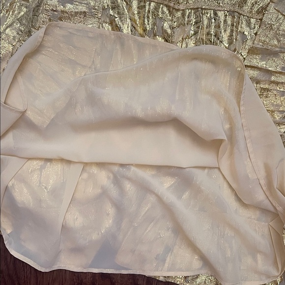 NWT Saylor Alexi Halter tie neck Gold Shiny Gown dress Medium - Picture 11 of 16